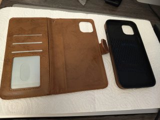 Custodia iPhone 14 Plus Marrone Porta Carte