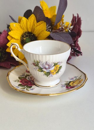 Mezcla Taza y platillo de porcelana floral