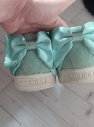 Zapatillas Puma Suede Talla 38.5 Lazo trasero.