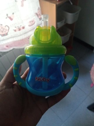 Biberón Nuby con asas y pajita