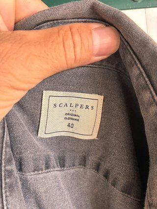 Camisa Scalpers Gris Talla 40