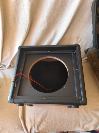 Altavoz Randall para amplificador de guitarra.