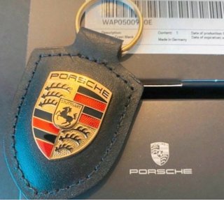 Llavero Porsche Cuero Original Nuevo