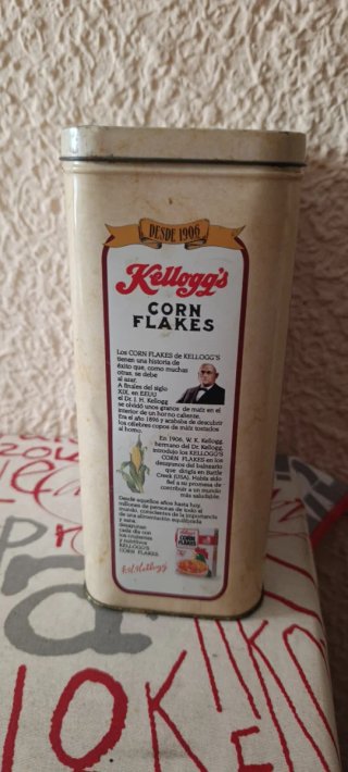 Caja Kellogg's Corn Flakes Vintage Colección
