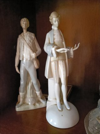 Figuras de porcelana estilo clásico