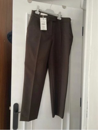 Pantalón de vestir Zara marrón