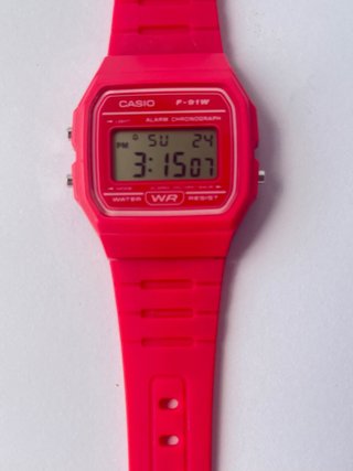 Casio F-91W rosa