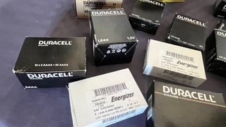 Lotto Batterie Duracell e Energizer