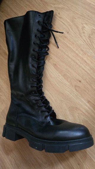 Botas altas de piel autentica color negro 40