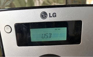 Mini cadena LG con altavoces