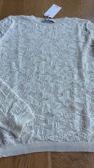 Jersey fino calado floral crema “Mango”