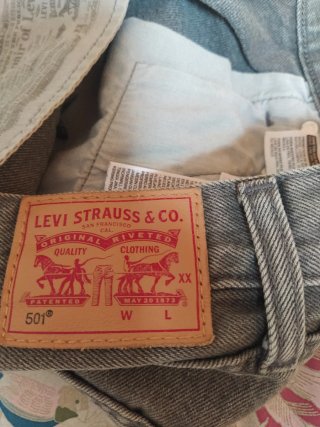 Pantalón levi's corto vaquero mujer