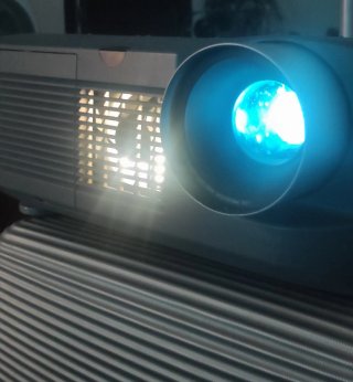 Proyector LCD Sharp XG-3795E (Funcionando)