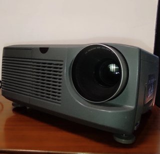 Proyector LCD Sharp XG-3795E (Funcionando)
