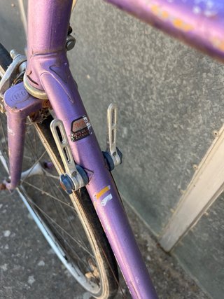 Bicicleta BH antigua carretera morada