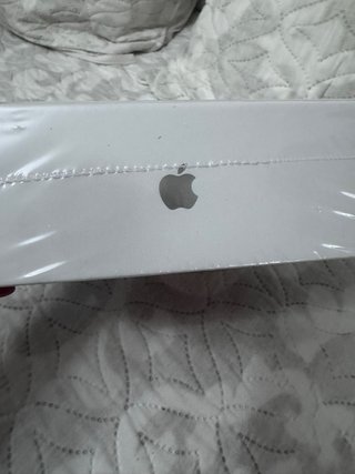 Auriculares tipo AirPods Max Dorados