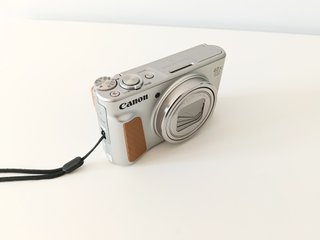 1.000 DISPAROS Canon PowerShot SX740 HS