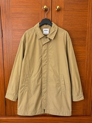 Gabardina Weekday Beige