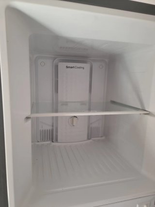 Refrigerador Daewoo FGK24ENH 262L