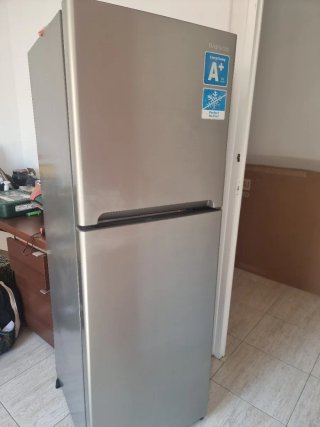 Refrigerador Daewoo FGK24ENH 262L