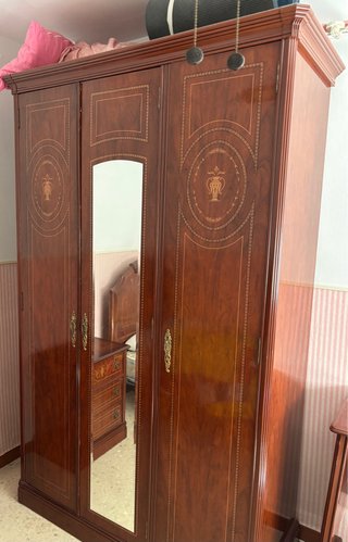 Armario de 3 puertas madera y cristal