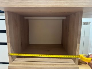 Scrivania in legno con 2 cassetti