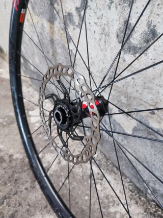 Ruote Bontrager Kovee XXX in Carbonio