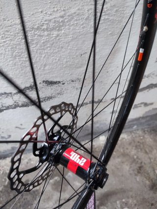 Ruote Bontrager Kovee XXX in Carbonio