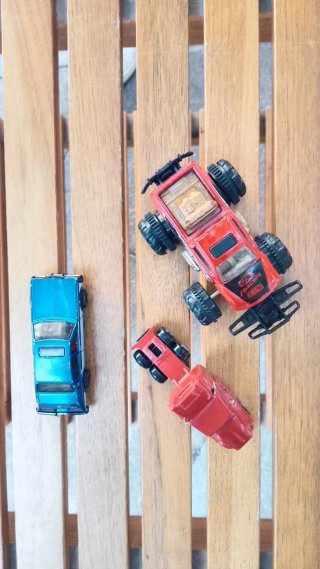 Coches de juguete. En pack o por separado