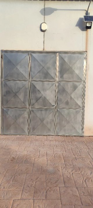 Puerta Acero Inoxidable 300x300 cm