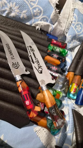 Conjunto de Facas Artesanais com Bainhas
