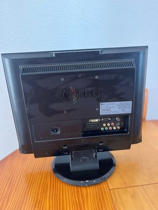 Monitor TV HD LG Flatron M2262D-PC