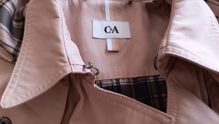 Gabardina C&A Beige con Capucha