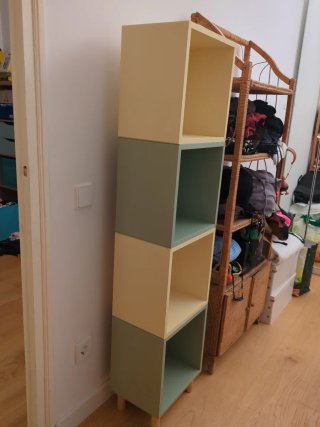 Estantería Ikea Eket x 4 con patas