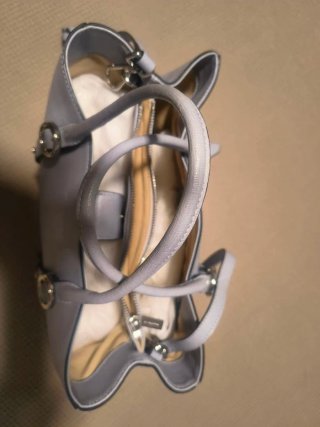Bolso Coccinelle gris piel casi nuevo