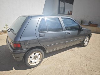 Renault Clio 1992