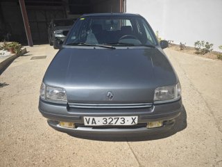 Renault Clio 1992