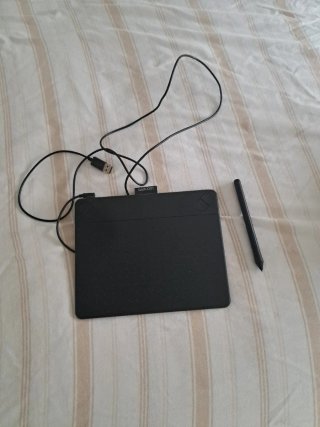 Tableta Gráfica Wacom para Dibujo Digital