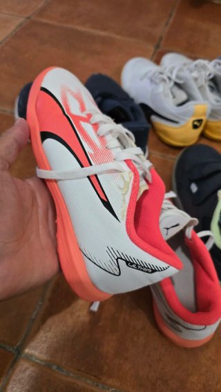 Lote 7 pares zapatillas niño