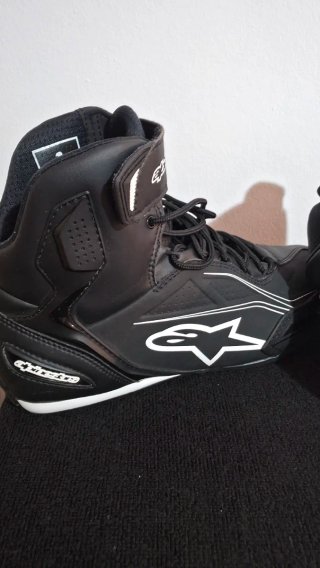 Botas de moto Alpinestars negras