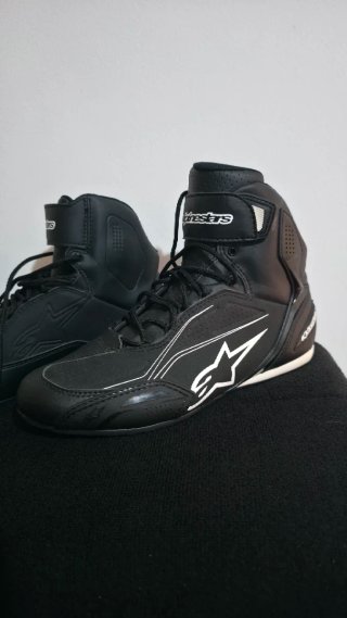 Botas de moto Alpinestars negras