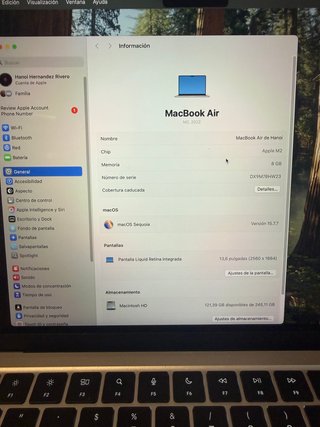 MacBook Air M2 8GB Plata