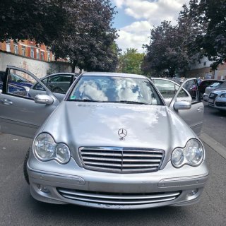 Mercedes-Benz Clase C 2004