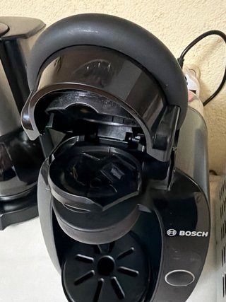 Cafetera capsulas Bosch Tassimo Negra