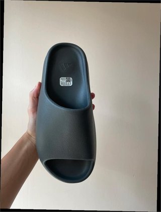 Adidas Yeezy Slide Granite Talla 43