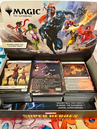 Lote 373 Cartas Magic Marvel Superhéroes EN