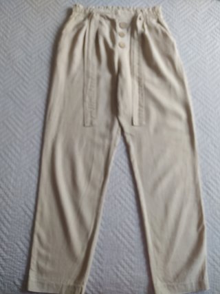 Pantalón beige