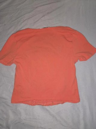 Top Stradivarius escote cuadrado naranja