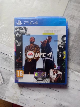 UFC 4 PS4 (PlayStation 4) - Como Nuevo