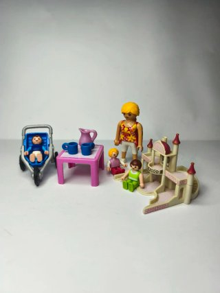 Lote Playmobil: Familia y Parque Infantil